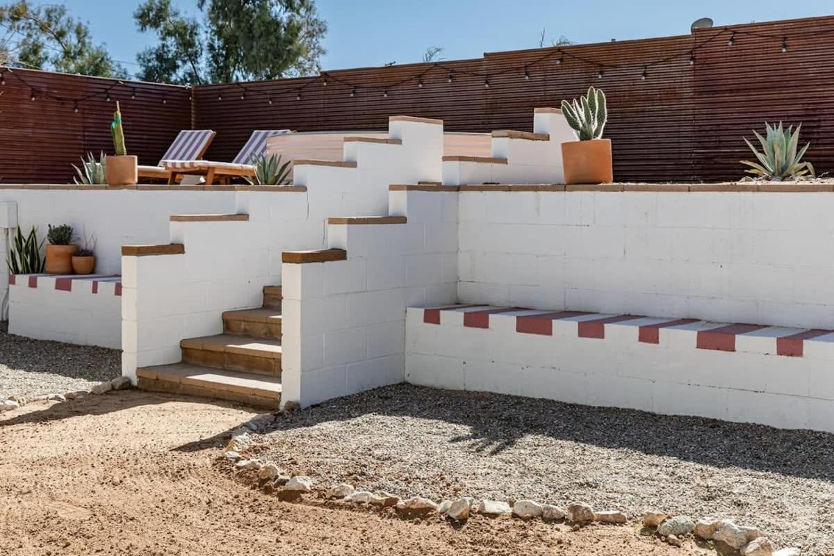 Joshua Tree - Le Tout Petit W Hot Tub Exterior photo